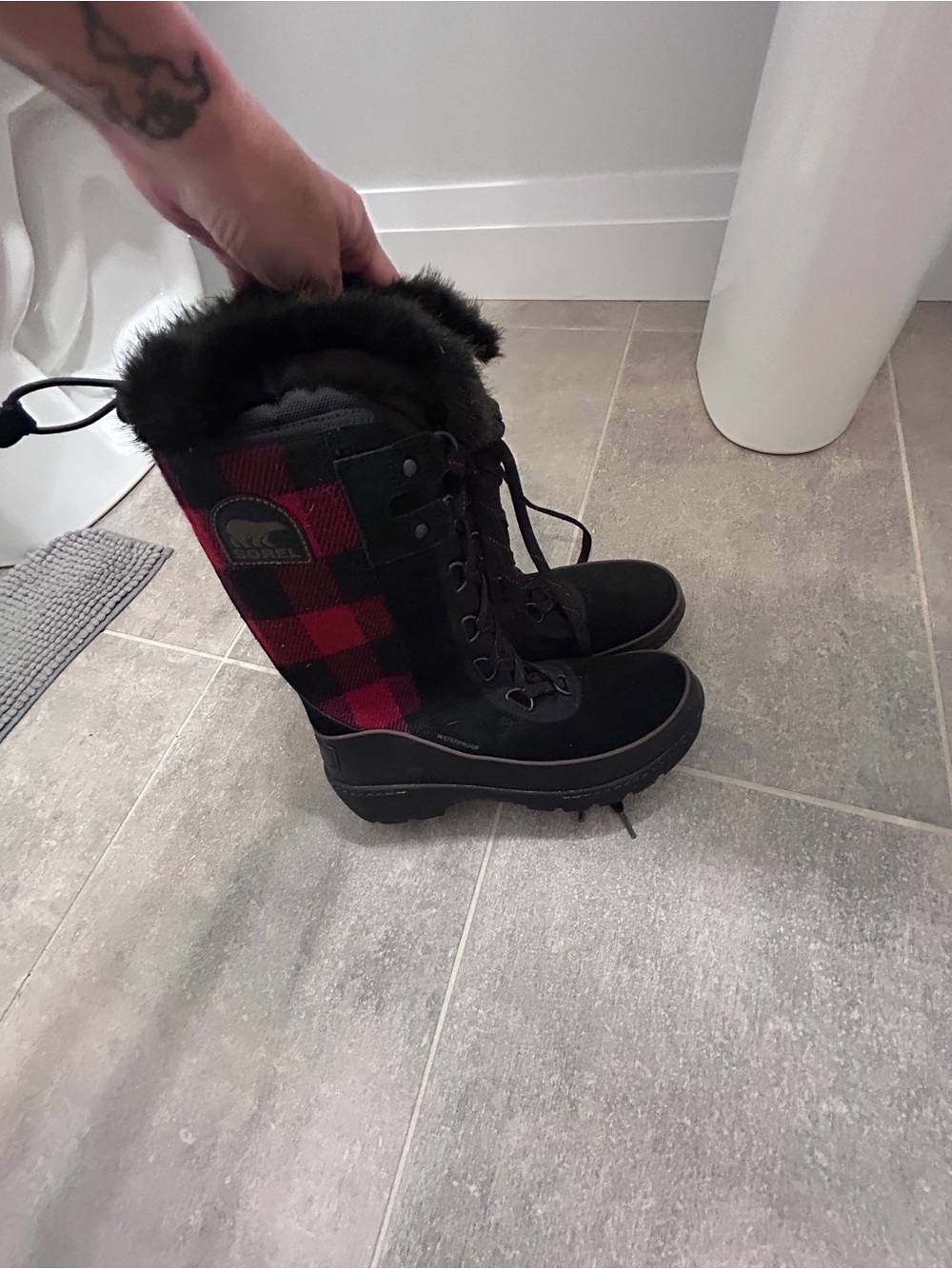 Sorel Women's Black and Red Plaid Lace-Up Winter Boots with Faux Fur Trim
